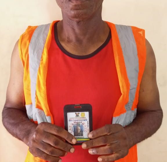 LASTMA NAB ANOTHER FAKE TRAFFIC OFFICER AT IKOYI, LAGOS