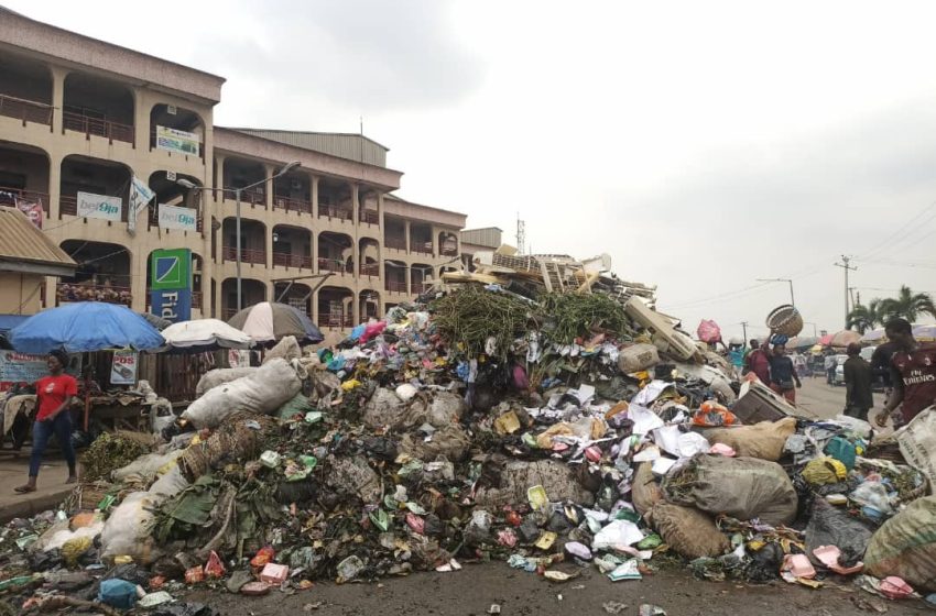 LAWMA Shuts Oyingbo and Alayabiagba Markets, as Warning Signal to Others